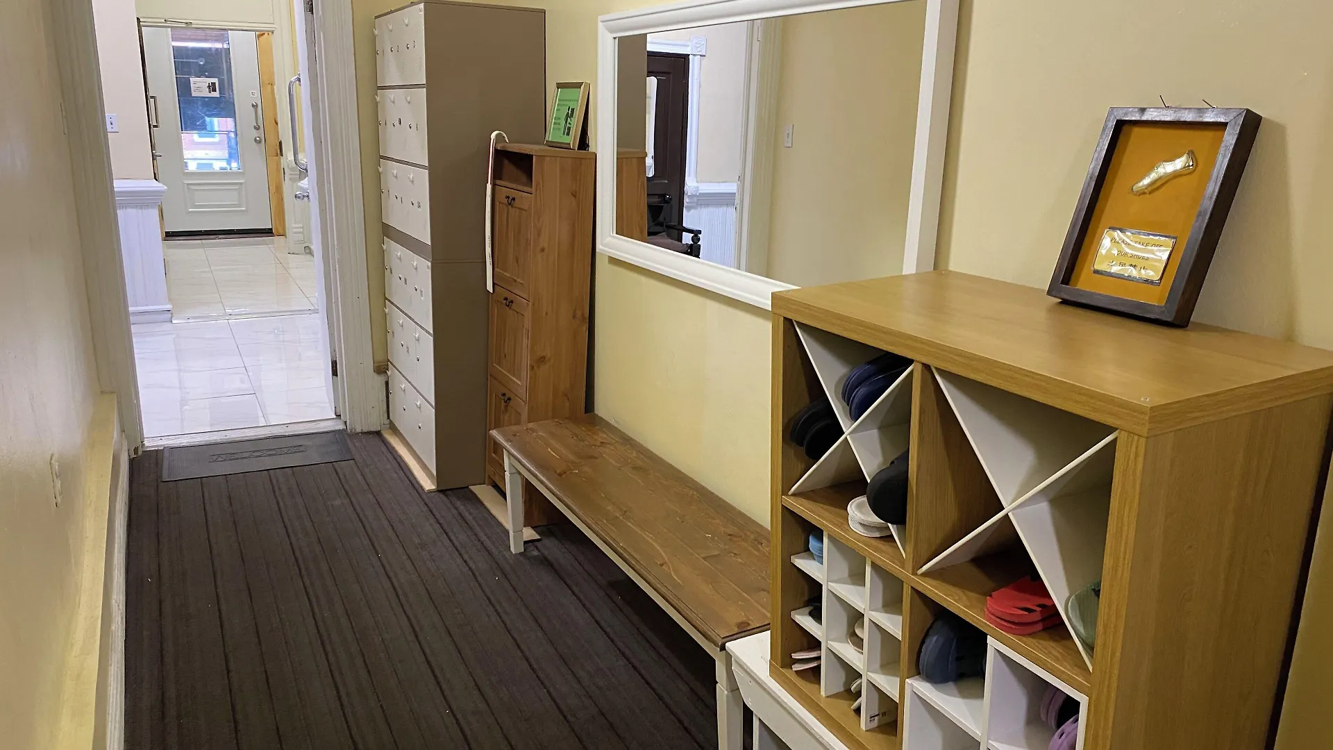 Kaisar Guest House Canada