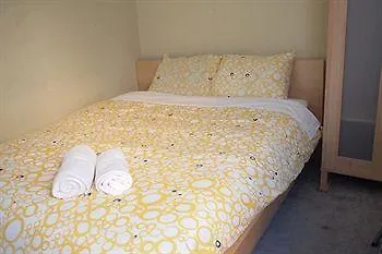 Kaisar Guest House Toronto